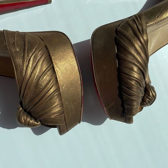 Christian Louboutin Peep Toe Golden Glam Bronze Leather Red Bottom Heels 40.5 - Picture 8 of 10